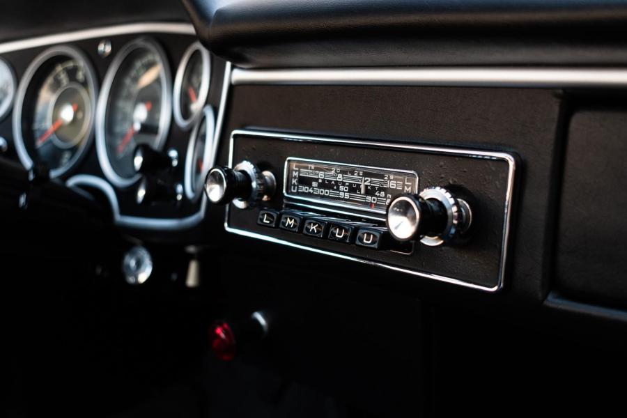 Детали интерьера BMW Glas 1600 GT 1968 года  (фото 58 из 155)